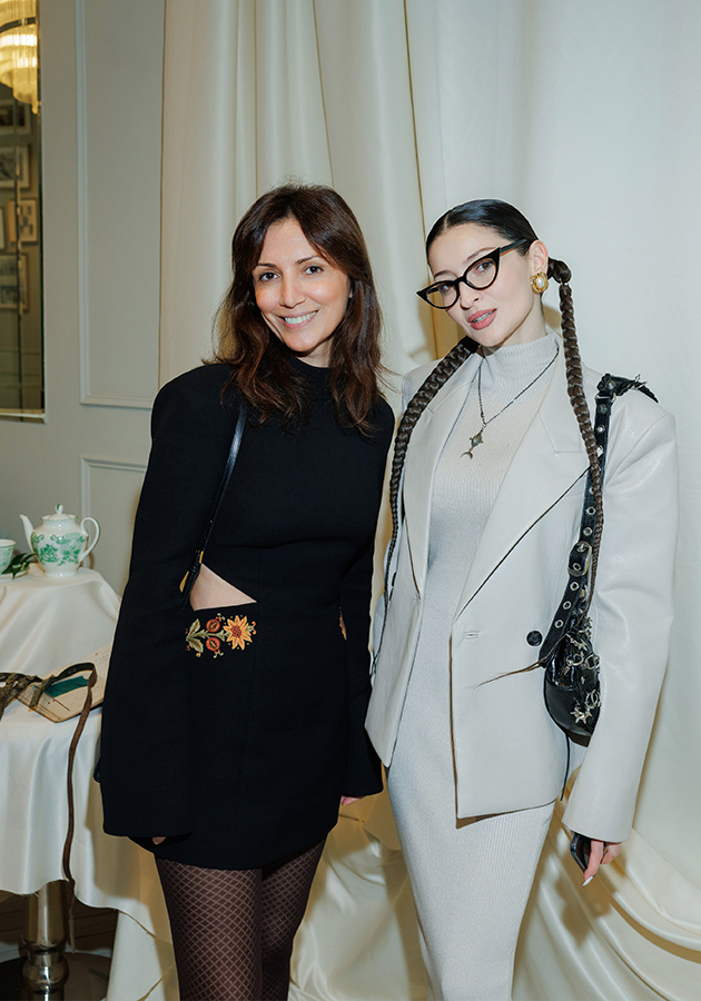 Карина Ошроева и Тамара Коблева