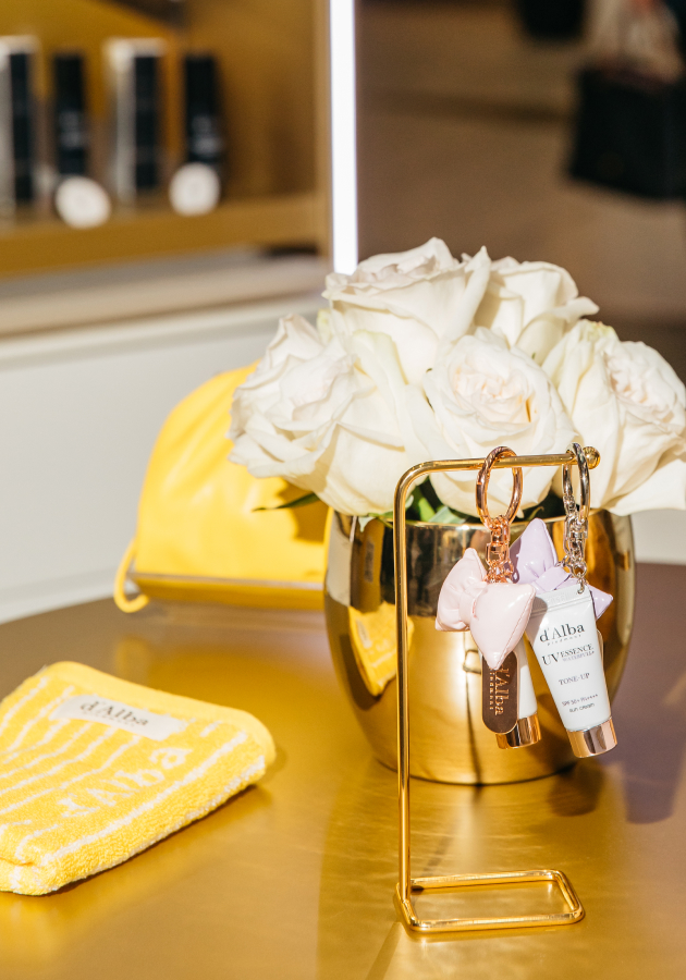 Бренд d’Alba возвращается в Санкт-Петербург с поп-ап-магазином: до 30 декабря в ТРЦ «Галерея» в Северном Атриуме посетители смогут ознакомиться с новинками и протестировать любимые продукты (ежедневно с 10:00 до 23:00)