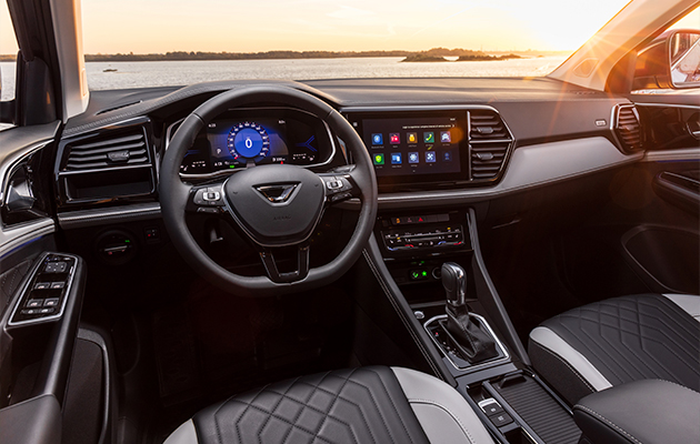 Бренд JETTA известен тем, что в отделке автомобилей используются материалы, прошедшие полный цикл климатических, химических и механических испытаний