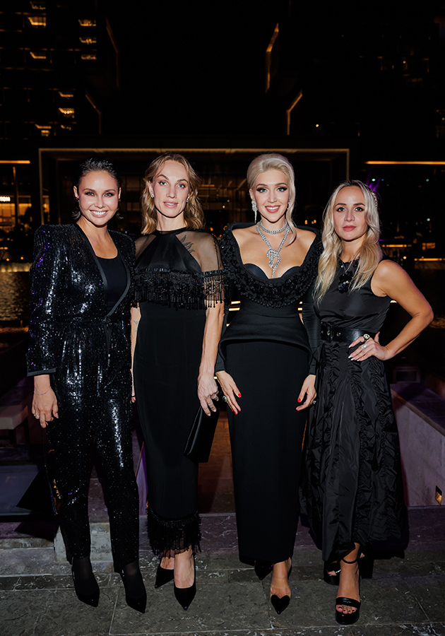 Ляйсан Утяшева, Светлана Кузнецова, Мила Семешкина и Евгения Лешкова