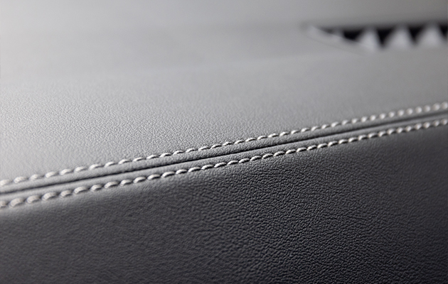 Бренд JETTA известен тем, что в отделке автомобилей используются материалы, прошедшие полный цикл климатических, химических и механических испытаний