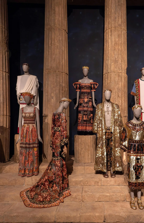 Fashion Digest: новый дизайнер Balmain, выставка Dolce &amp;&nbsp;Gabbana в&nbsp;Майами и&nbsp;открытие бутика Codici