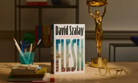 Книжная полка: роман Дэвида Солоя &laquo;Плоть&raquo; стал лауреатом Букеровской премии 2025 года