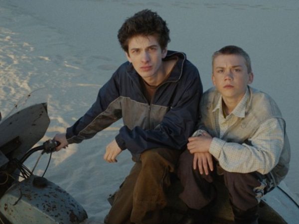 Кино Posta: Марк Эйдельштейн — в трейлере драмы «Космос засыпает»