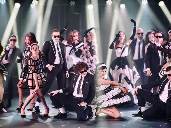 Ленинград Центр: как выставочный павильон Императорского общества садоводства превратился в&nbsp;самое эпатажное шоу-пространство Петербурга