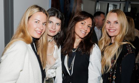 Светский backstage: ужин Александры Асмус в&nbsp;парфюмерной лавке Press Concept