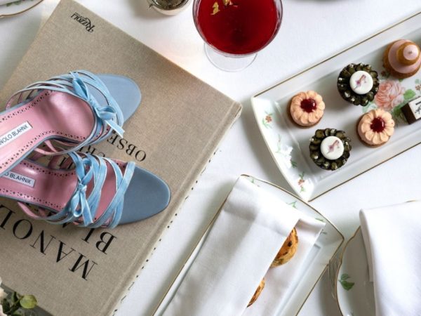 Лучшие коллабы-2025: отель The Lana Dubai и бренд Manolo Blahnik придумали гурме-меню