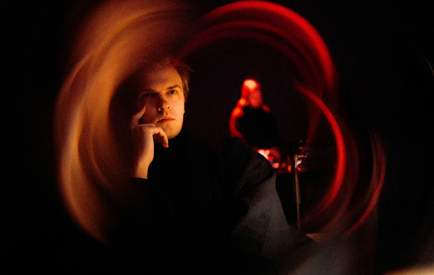 Седьмой акт экспериментального цикла «Черный квадрат», посвященный рассказу Александра Грина «Серый автомобиль»