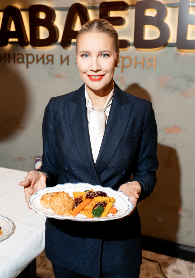 Елена Летучая