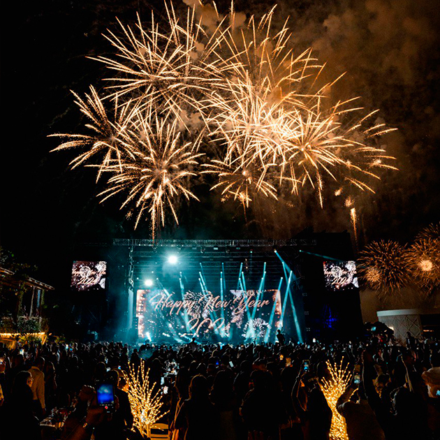 Nammos Dubai (Four Seasons Resort Dubai at Jumeirah Beach)