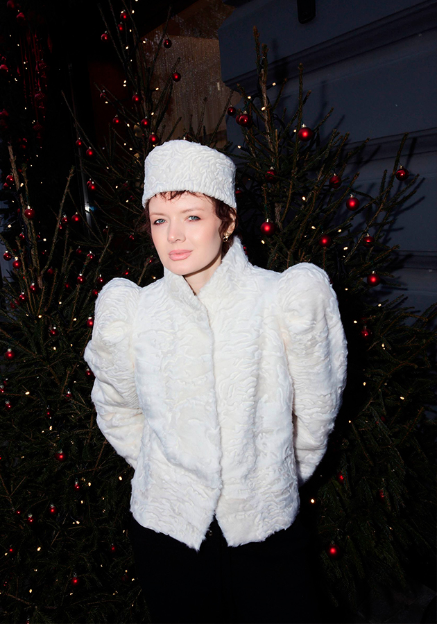 Инна Комбарова