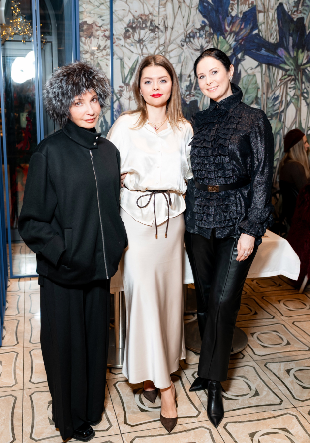 Алла Сигалова, Екатерина Копытина и Ольга Погодина