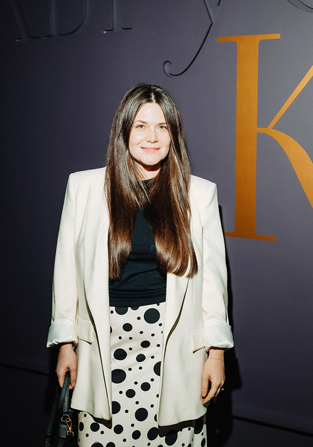 Аниса Ашику	