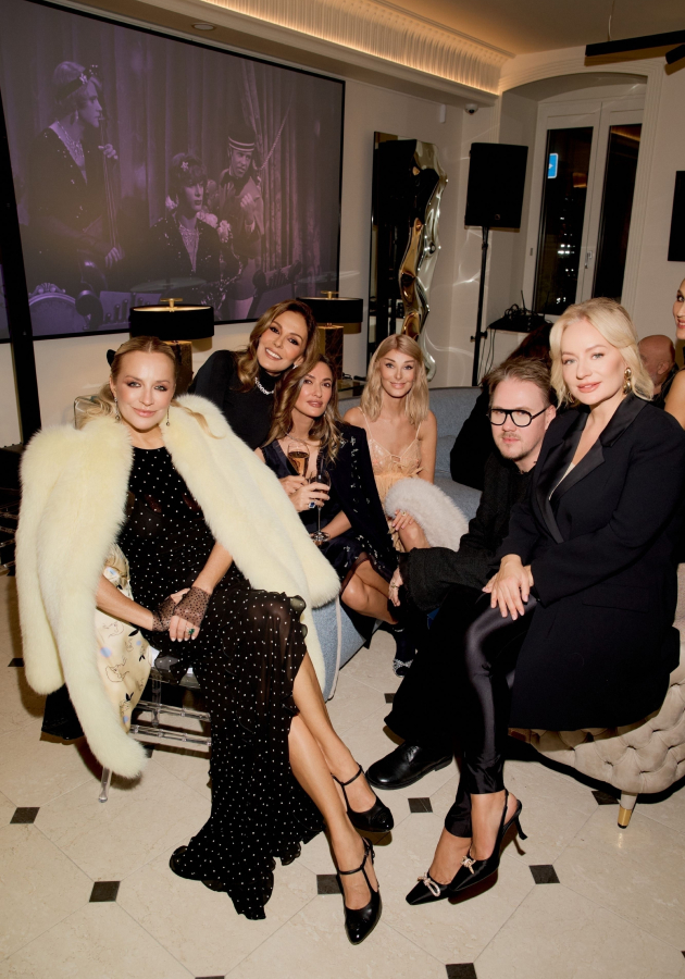 Виктория Шелягова, Сати Спивакова, Снежанна Георгиева и Татьяна Сабуренкова