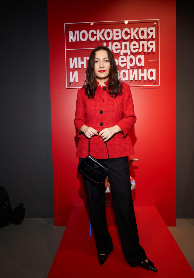 Мадонна Мур