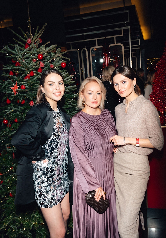 Светлана Абрамова, Татьяна Сабуренкова и Мария Осадник