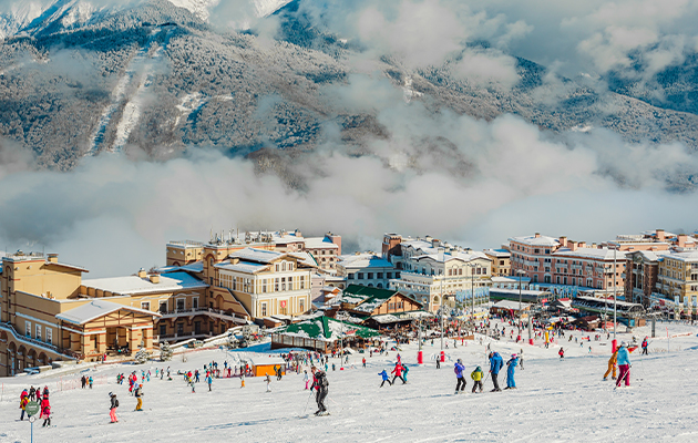 Курорт Красная Поляна открывает горнолыжный сезон 26 декабря