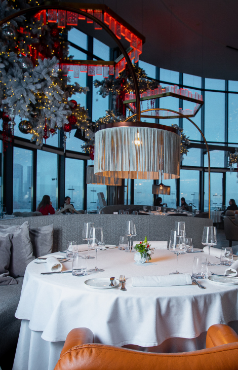 Едим не&nbsp;дома: Сосо Павлиашвили, Татьяна Буланова или Авраам Руссо&nbsp;&mdash; лучшие сценарии Нового года в&nbsp;московских ресторанах (и&nbsp;с&nbsp;доставкой!)