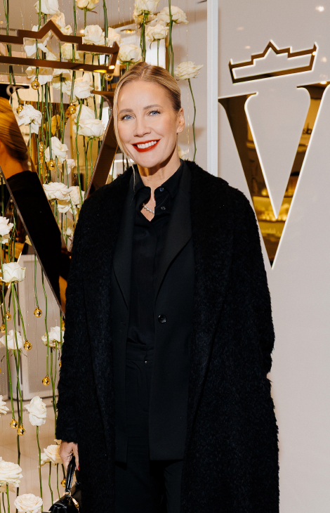 Светский backstage: Елена Летучая, Любовь Толкалина и&nbsp;Юлия Бордовских на&nbsp;открытии корнера Valmont в&nbsp;ЦУМе