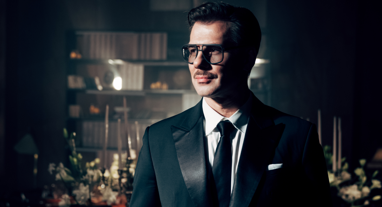 В чем встречать Новый год: акцент — на безупречный крой, сложные фактуры и контраст