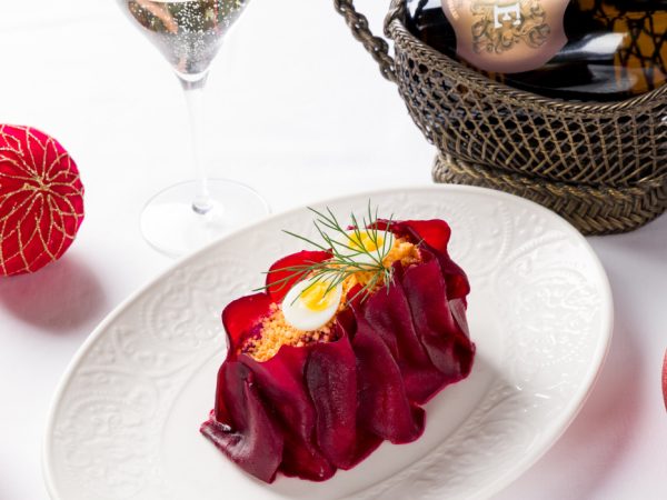 Едим не&nbsp;дома. Сосо Павлиашвили, Татьяна Буланова или Авраам Руссо: лучшие сценарии Нового года в&nbsp;московских ресторанах