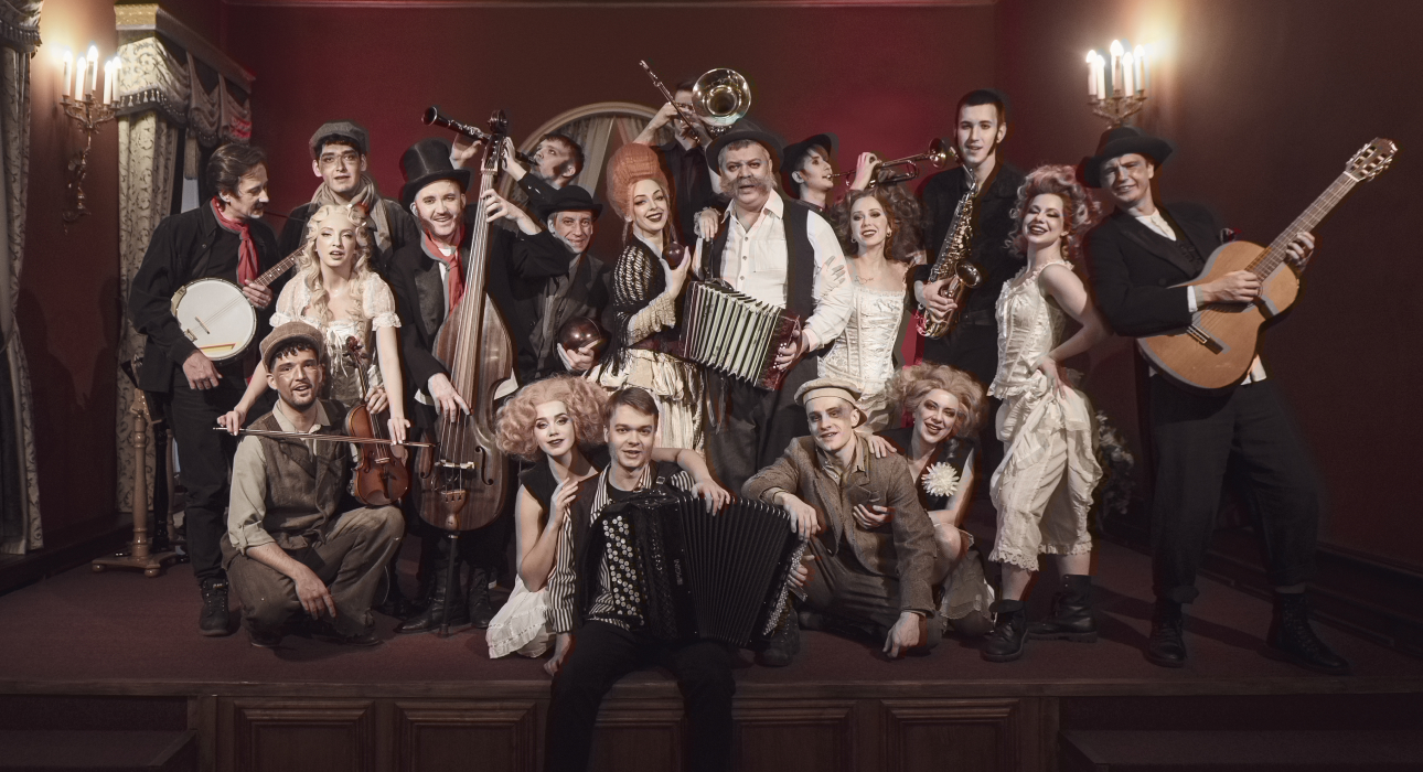 Премьера «Трехгрошовой истории» Алексея Франдетти на сцене Театра Комиссаржевской