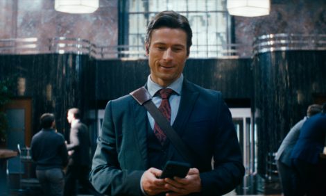 Кино Posta: Глен Пауэлл и&nbsp;Маргарет Куолли&nbsp;&mdash; в&nbsp;трейлере комедийной драмы &laquo;Наследник&raquo;