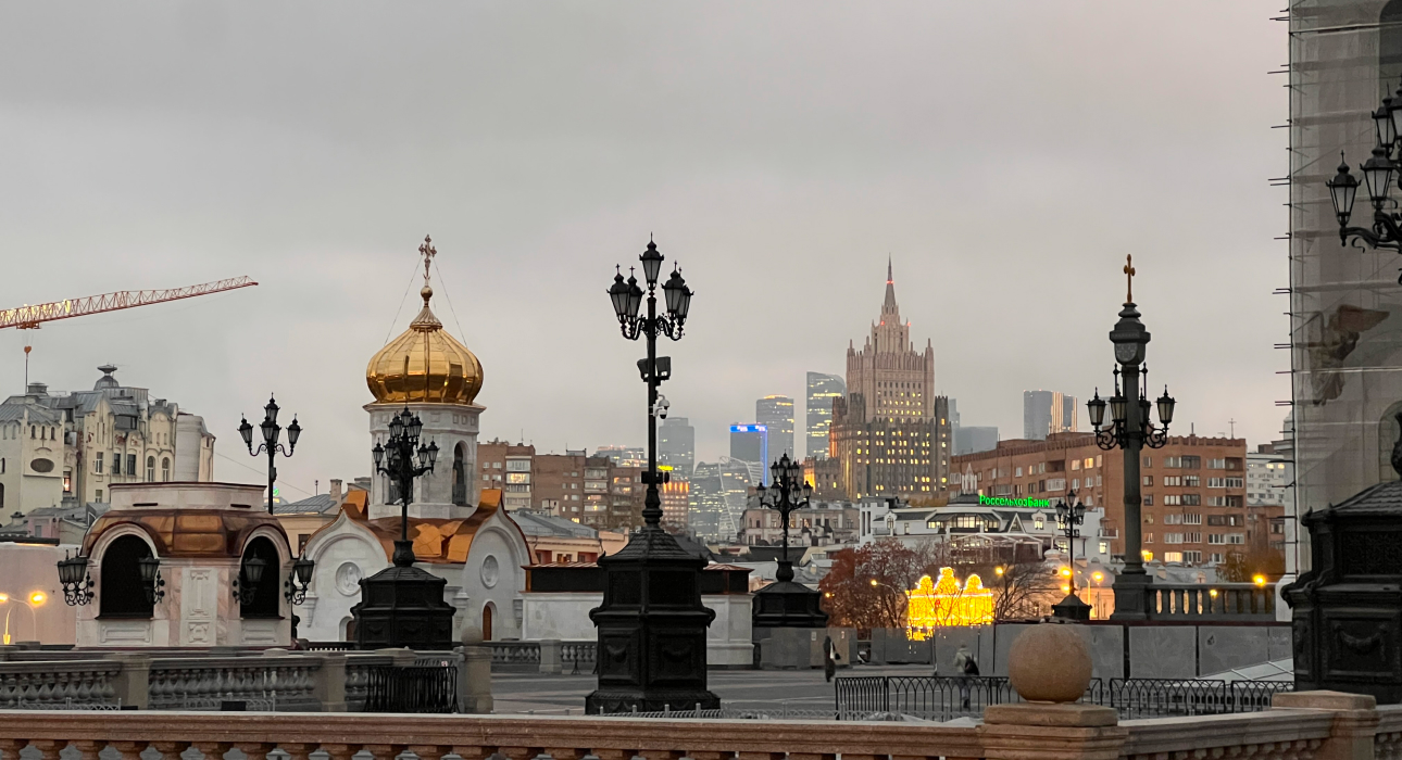 Москва Weekly: выставка Льва Повзнера в Alina Pinsky Gallery, Пьяццолла-гала в консерватории и выставка «Наследие эпохи. Михаил Савицкий» в Третьяковской галерее