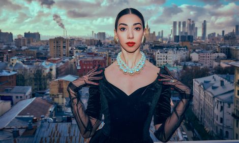 Солистка Большого театра Ана Туразашвили&nbsp;&mdash; о&nbsp;новой коллаборации, платье мечты и&nbsp;идеальном театральном гардеробе