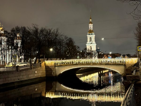 Питер Weekly: выставка «В зеркале судьбы. Русский исторический портрет» в Русском музее, спектакль «Черный квадрат» в Александринском театре и большой сольный концерт Басты