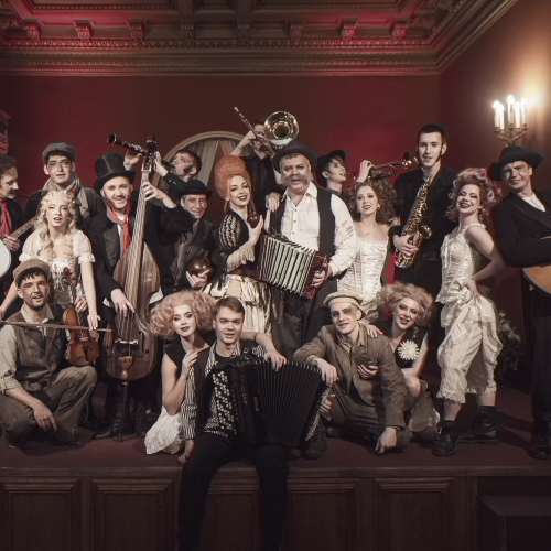 Как прошла премьера &laquo;Трехгрошовой истории&raquo; Алексея Франдетти на&nbsp;сцене Театра Комиссаржевской в&nbsp;Петербурге