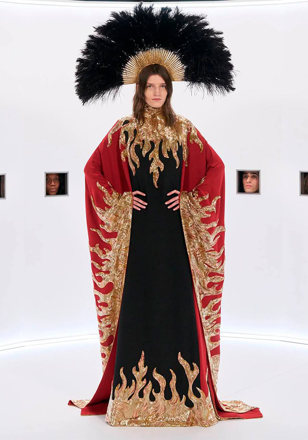 Концептуальный показ Maison Valentino Couture от Алессандро Микеле в формате «Кайзерпанорамы»