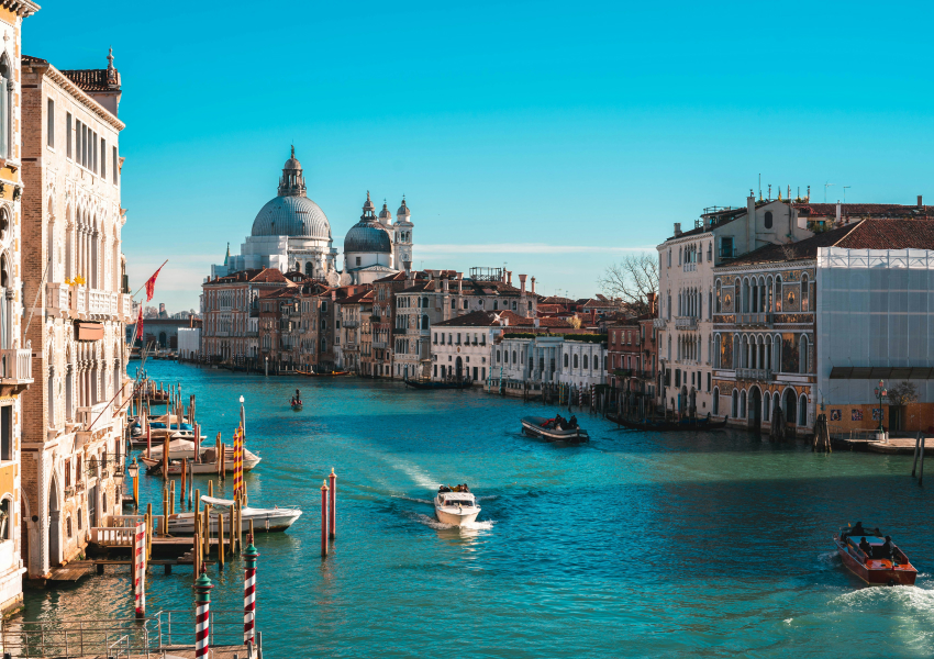Венеция с апреля этого года возвращает налог для туристов