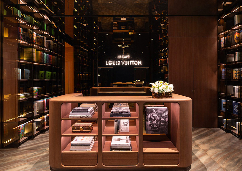 Louis Vuitton открывает флагманский бутик в Пекине, больше похожий на арт-объект
