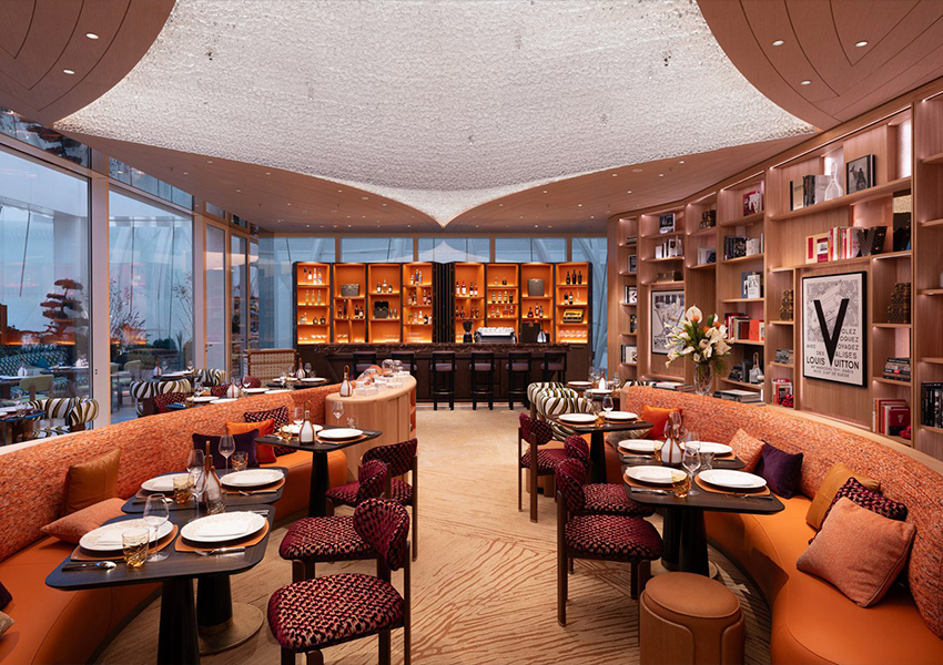 Louis Vuitton открывает флагманский бутик в Пекине, больше похожий на арт-объект