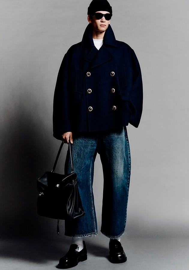 Пьерпаоло Пиччоли представил новый лукбук Balenciaga