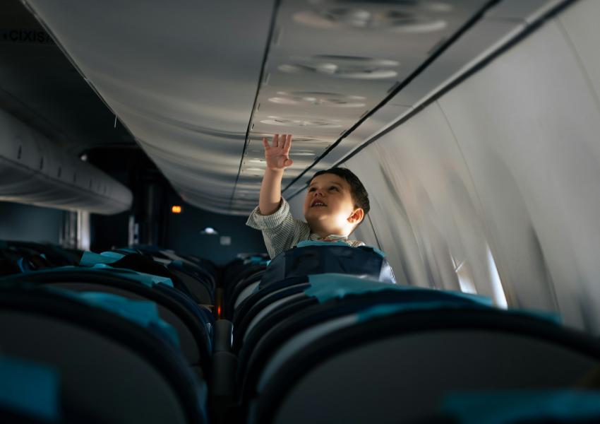 Несовершеннолетние граждане России теперь не могут выезжать за границу по свидетельству о рождении