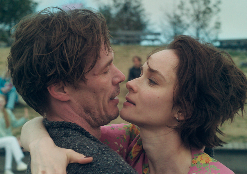 «Большая земля»