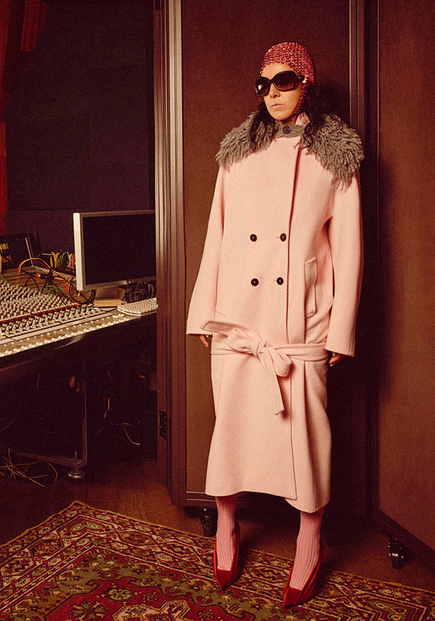 Новым лицом Idol стала Ксения Чилингарова