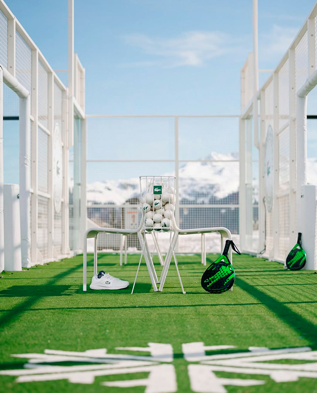 Lacoste запускает круглогодичные падел-корты в Куршевеле и «плавучий» корт в Мельбурне