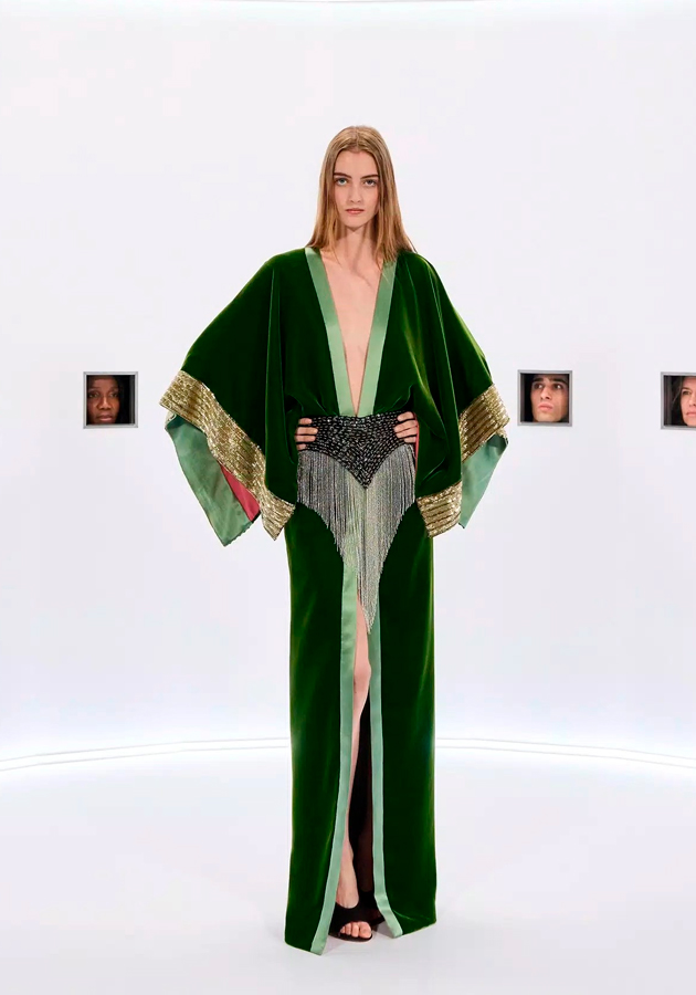 Концептуальный показ Maison Valentino Couture от Алессандро Микеле в формате «Кайзерпанорамы»