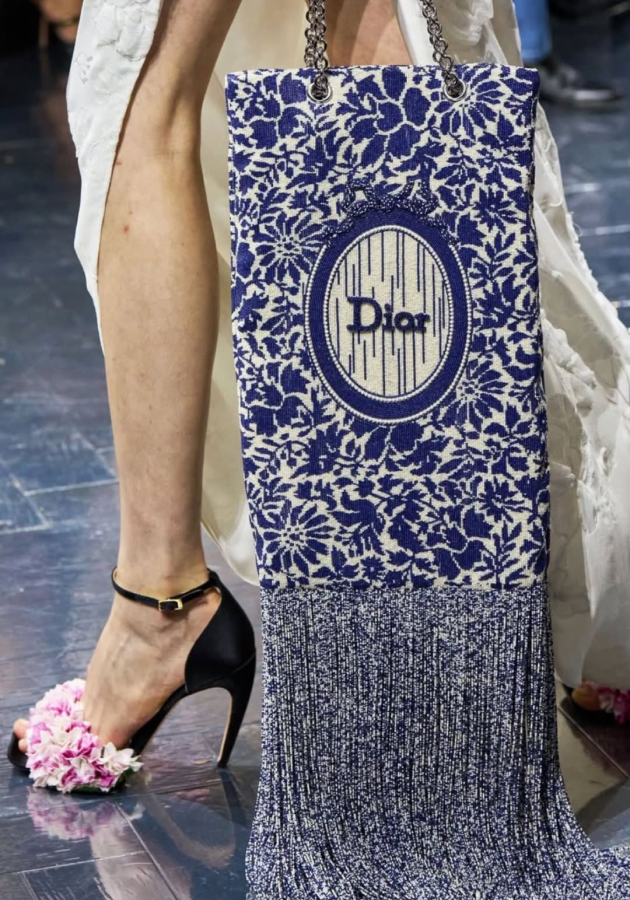 Аксессуары на шоу Dior Couture