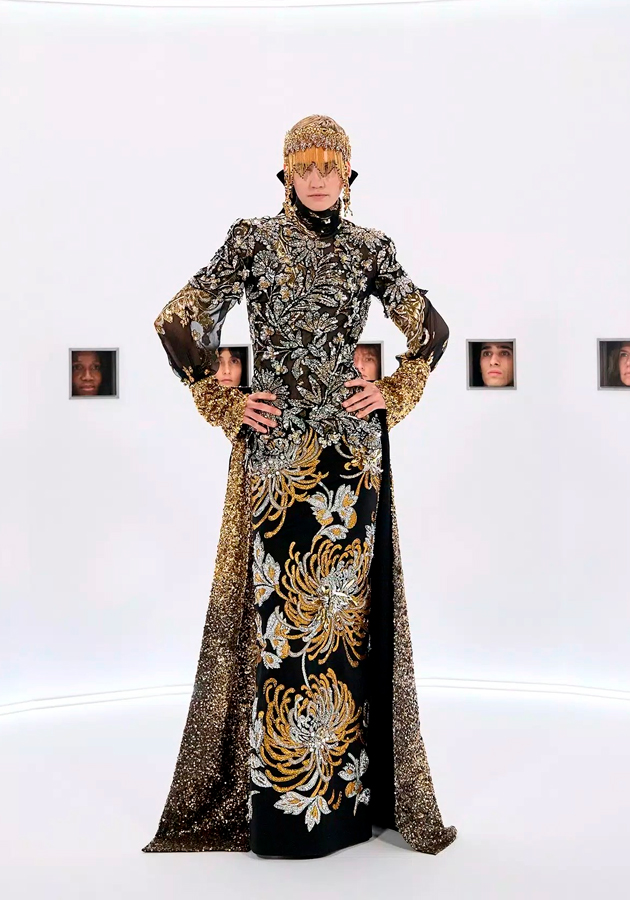 Концептуальный показ Maison Valentino Couture от Алессандро Микеле в формате «Кайзерпанорамы»