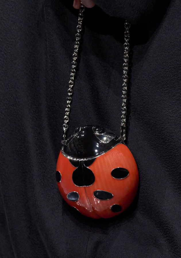 Аксессуары на шоу Dior Couture