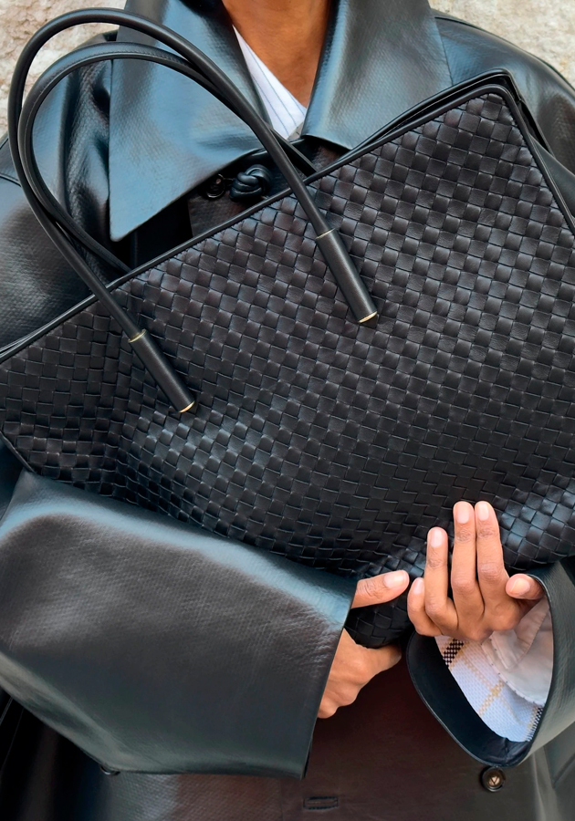 Луиз Троттер представила свою первую рекламную кампанию для Bottega Veneta