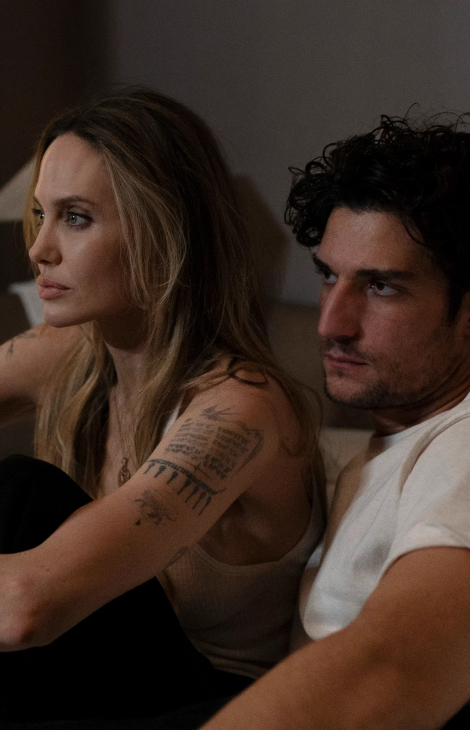 Пара недели: Анджелину Джоли подозревают в&nbsp;романе с&nbsp;партнером по&nbsp;фильму &laquo;Кутюр&raquo; Луи Гаррелем