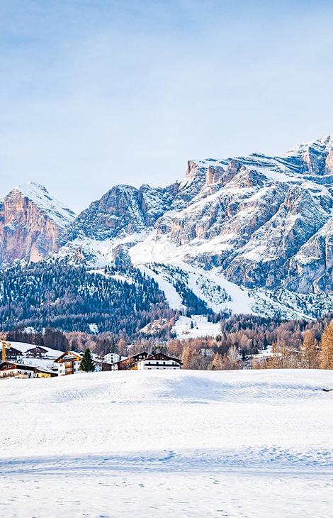 Travel-дайджест: концерт Андреа Бочелли на&nbsp;открытии Олимпийских игр в&nbsp;Италии, церемония Asia&rsquo;s 50&nbsp;Best Restaurants 2026&nbsp;в Гонконге и&nbsp;новый музей в&nbsp;Узбекистане