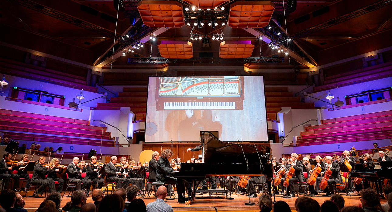 Российский пианист Александр Кашпурин взял главный приз на Международном конкурсе в Нидерландах