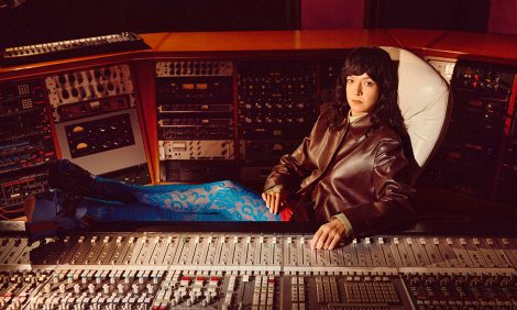 Fashion Digest: новые коллаборации, модные &laquo;премьеры&raquo; и&nbsp;аукцион винтажных украшений