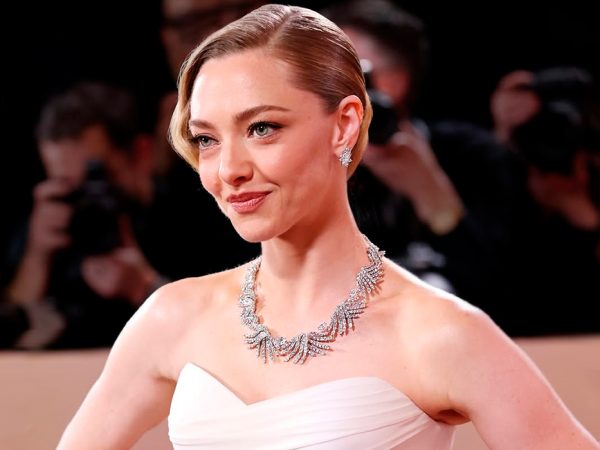 Фотоувеличение: колье Tiffany &amp;&nbsp;Co. Аманды Сэйфрид, серьги Sabyasachi Дженнифер Лопес и&nbsp;другие драгоценности на&nbsp;&laquo;Золотом глобусе&nbsp;&mdash; 2026&raquo;